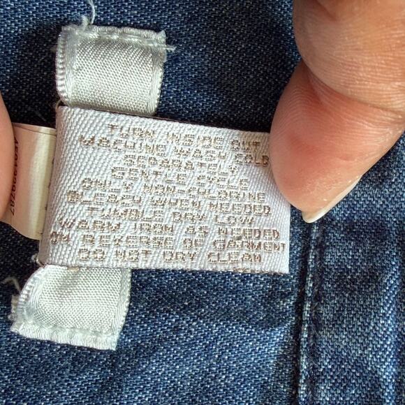 Chicos Rhinestone Collar Denim Chambray Button Up Shirt Long Sleeve Size 1 - Picture 11 of 11